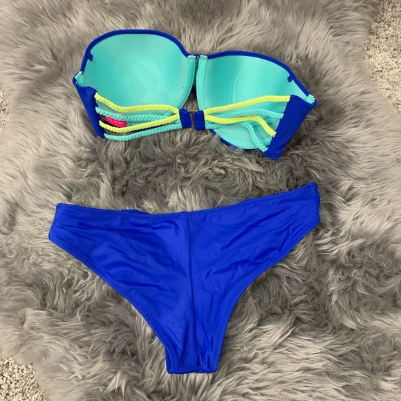 VS bandeau bikini set - Picture 3 of 5